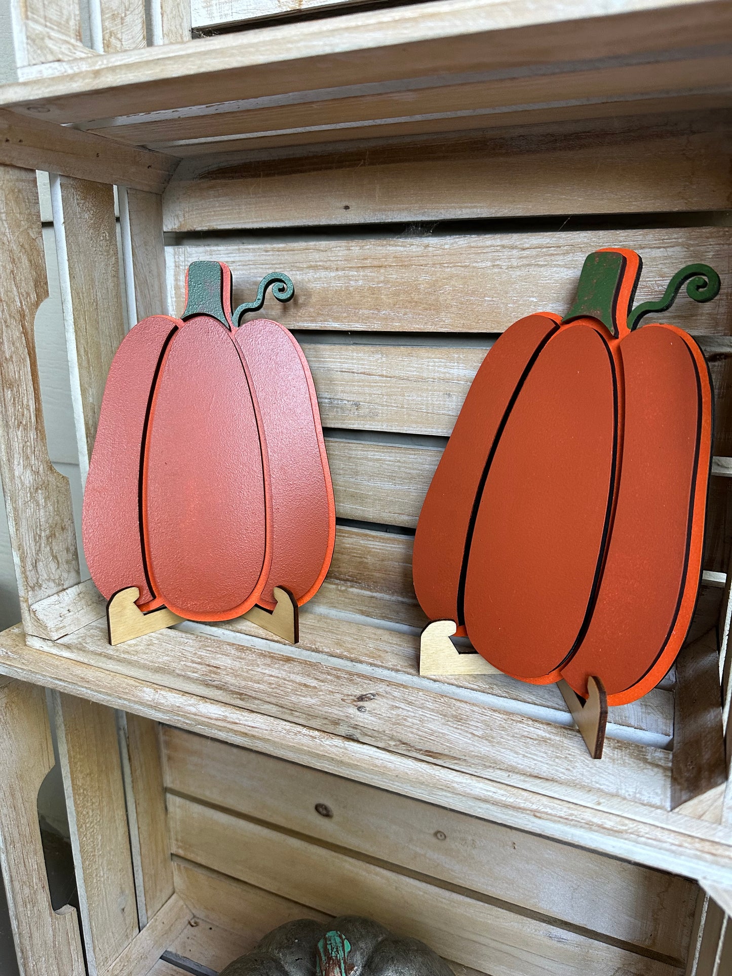 Fall Pumpkin Decor with stands