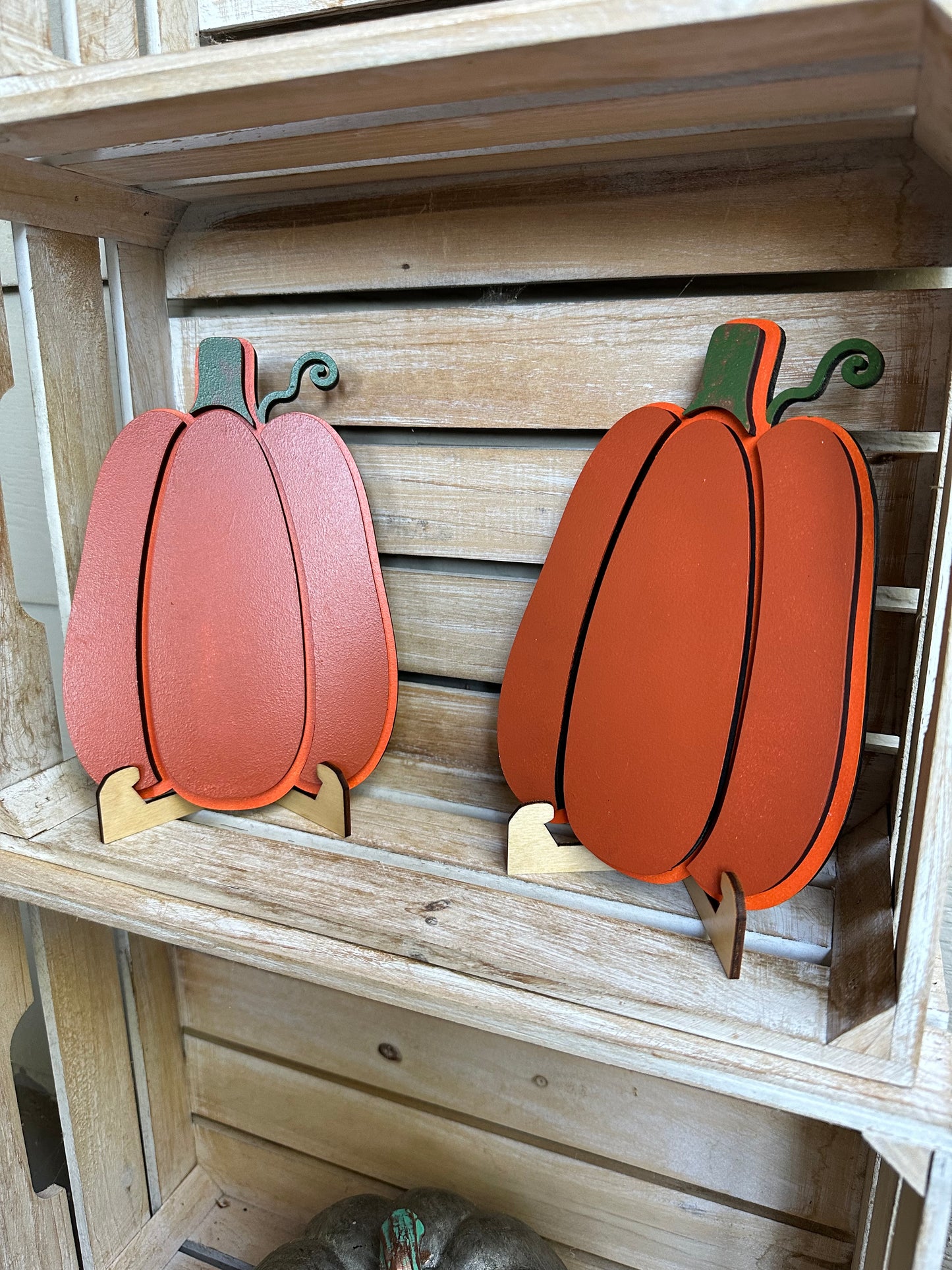 Fall Pumpkin Decor with stands